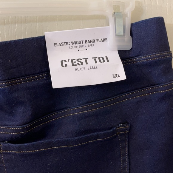 COPY - Elastic waist flare Jean - Picture 3 of 5